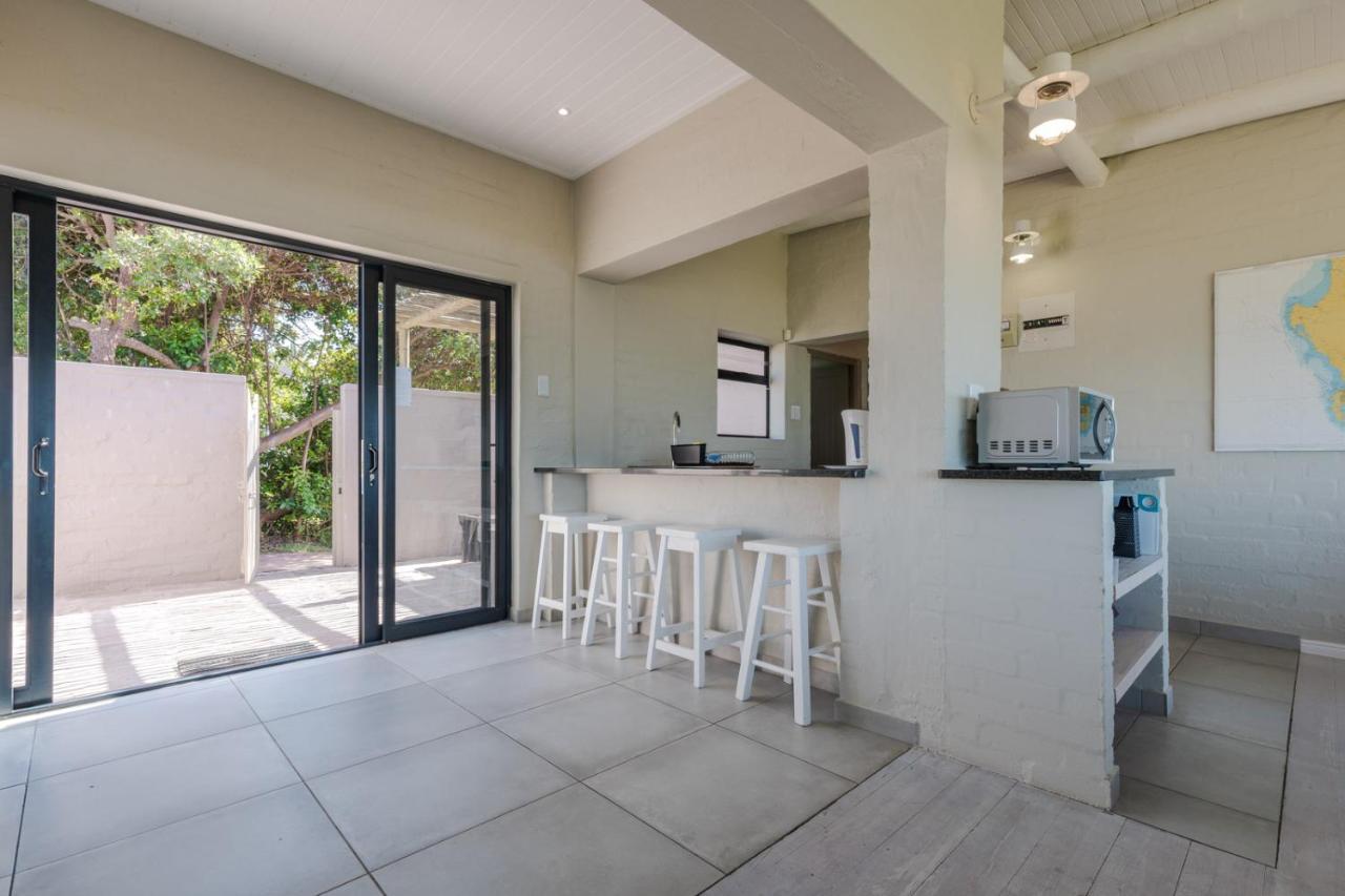Blue Bay Lodge Saldanha Bay Экстерьер фото
