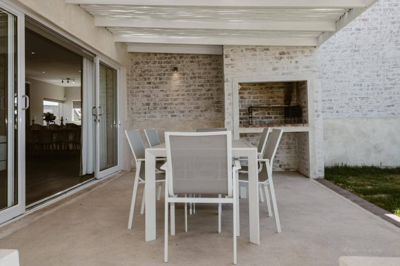 Blue Bay Lodge Saldanha Bay Экстерьер фото