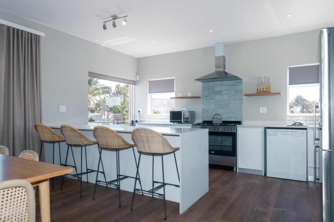 Blue Bay Lodge Saldanha Bay Экстерьер фото