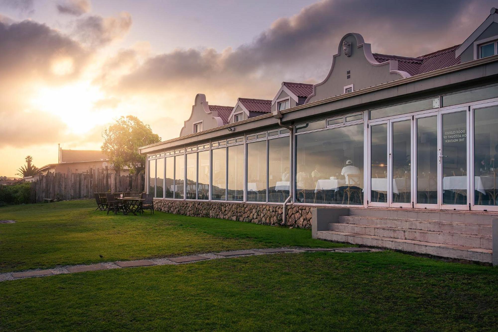 Blue Bay Lodge Saldanha Bay Экстерьер фото