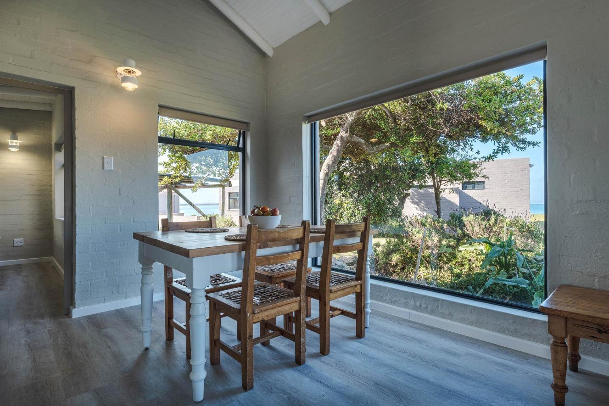 Blue Bay Lodge Saldanha Bay Экстерьер фото