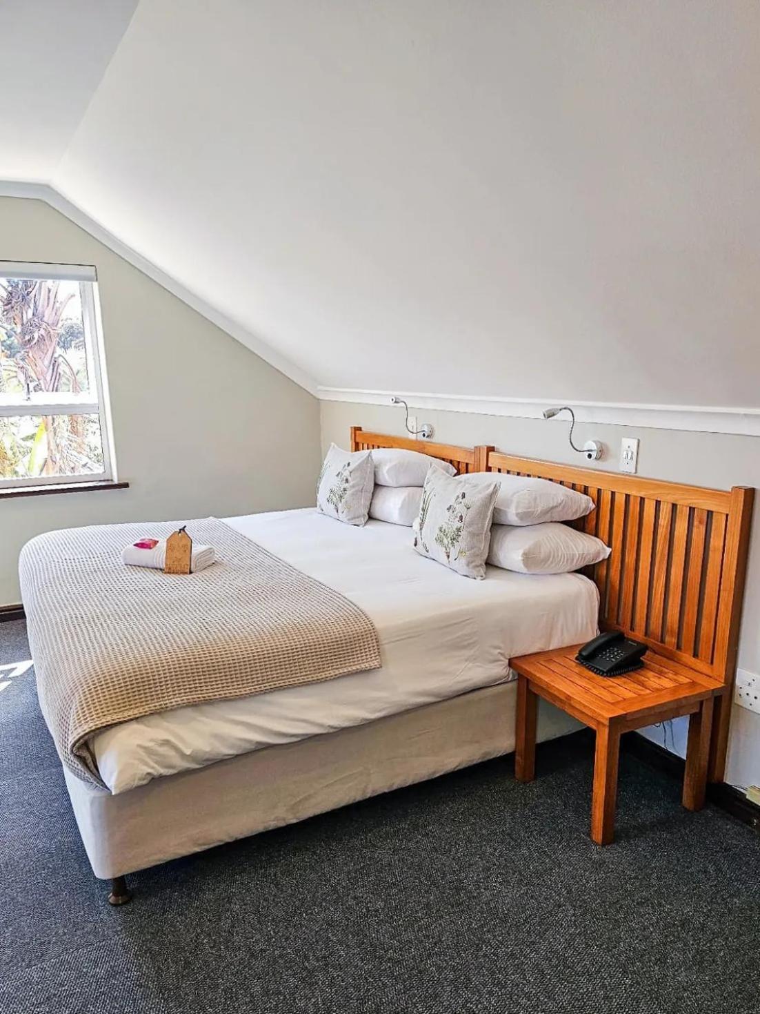Blue Bay Lodge Saldanha Bay Экстерьер фото